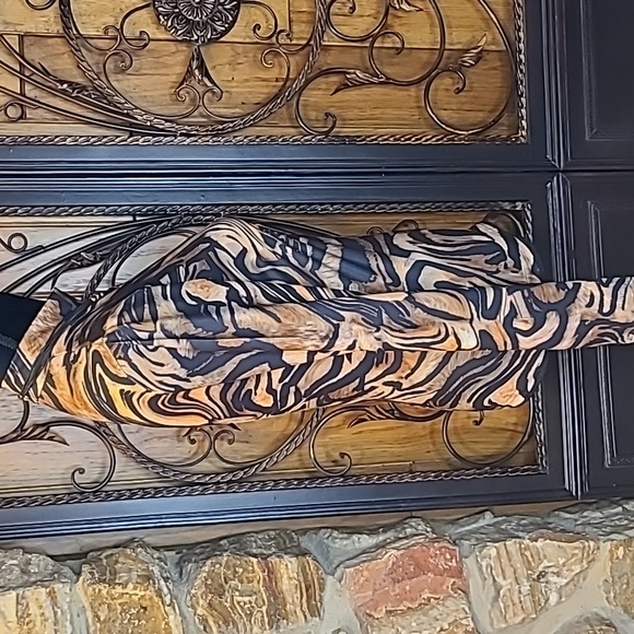 Shein Brown/Preve Marbled Print Long Sleeve Mock T-neck Top Size: M - Picture 8 of 14